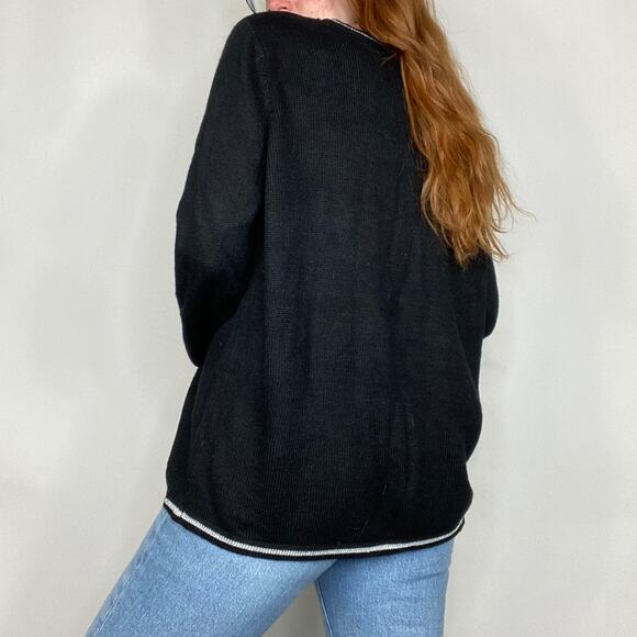 Vintage 90s Oversixed 1X Black & Silver Embroidered Christmas Tree Sweater - Picture 4 of 9